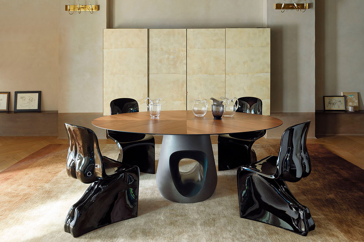 Casamania - Him Iconic Chair Glossy Finish