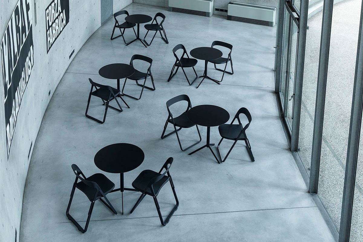 Casamania Bek Outdoor Foldable Chair - Black