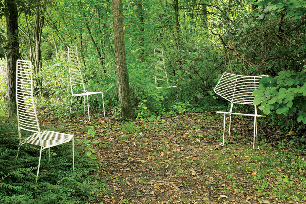 Casamania Alieno High Outdoor Chair with High Backrest - White