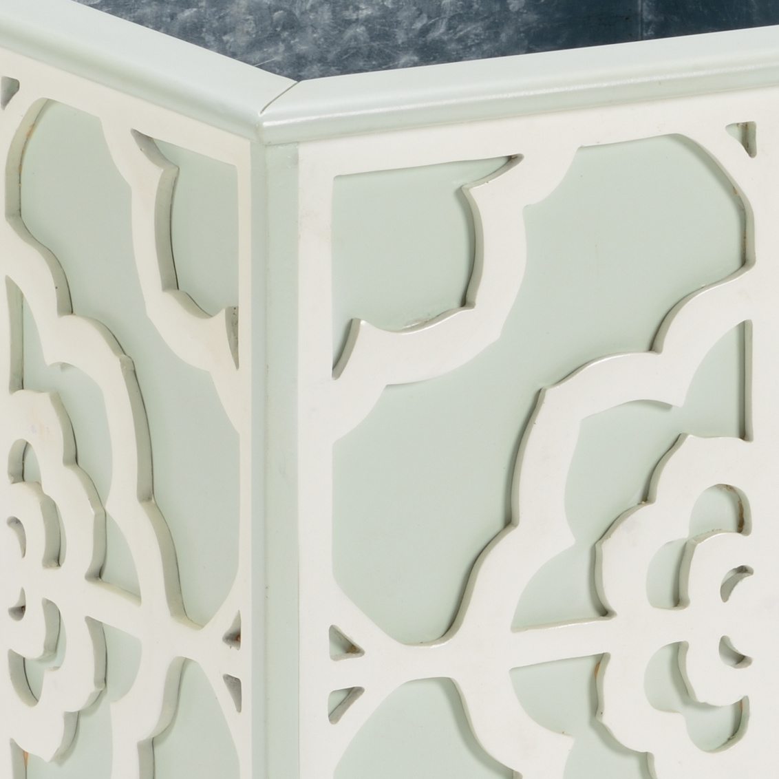 Chelsea House - Aldridge Planter