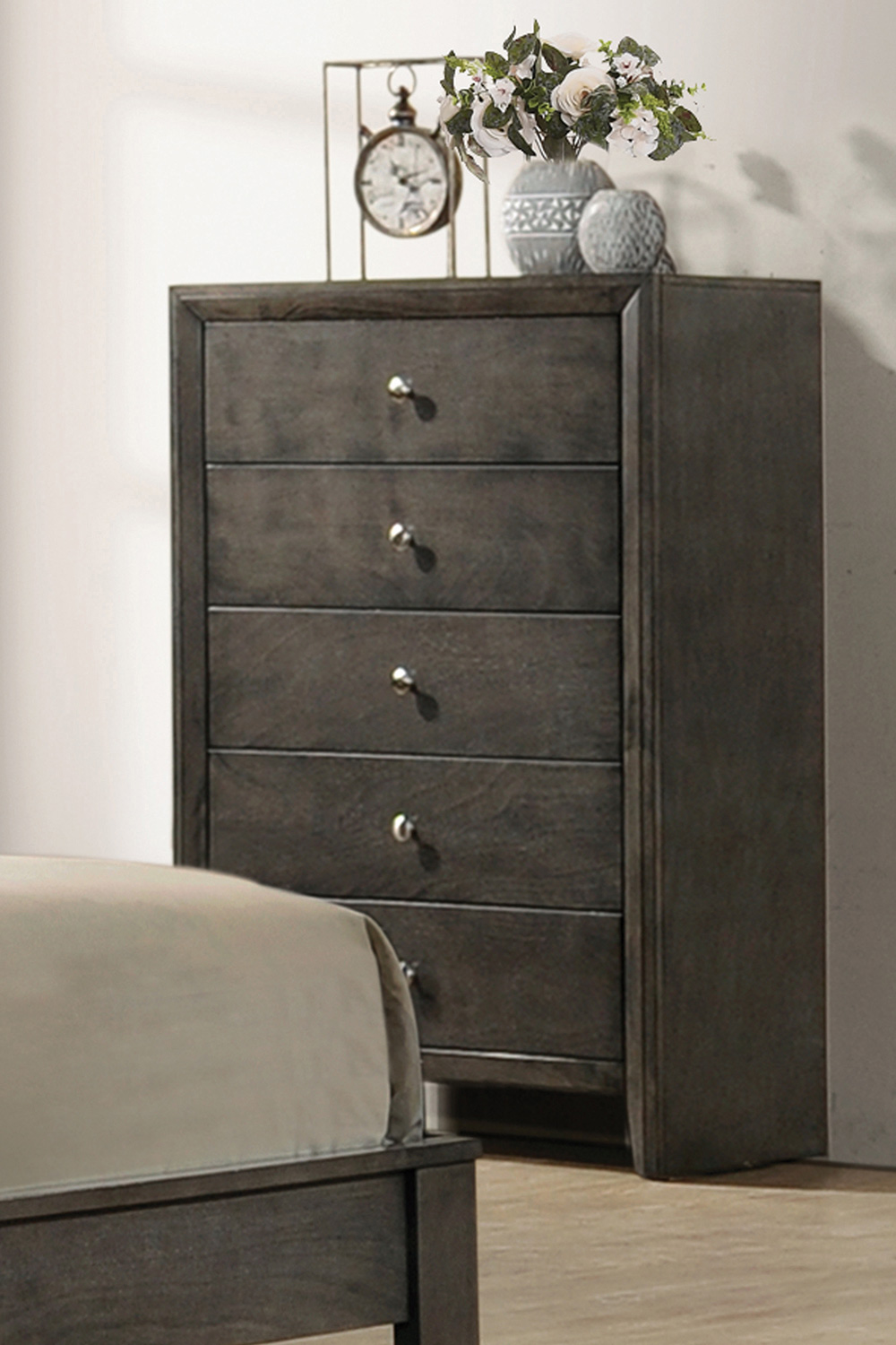 Coaster - Serenity 5-Drawer Chest in Mod Gray
