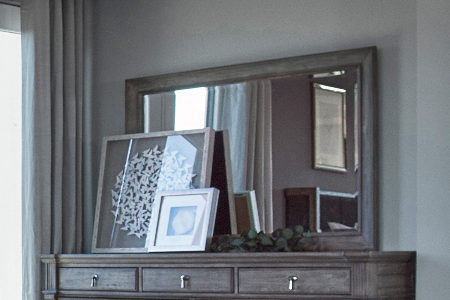 Coaster - Alderwood Rectangle Dresser Mirror in French Gray