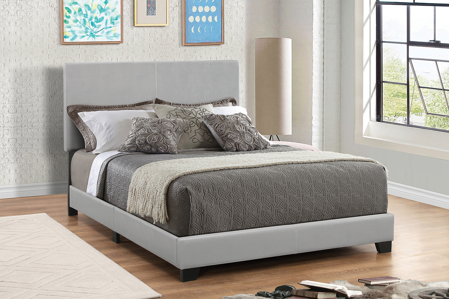 Coaster Dorian Upholstered Queen Bed - Gray