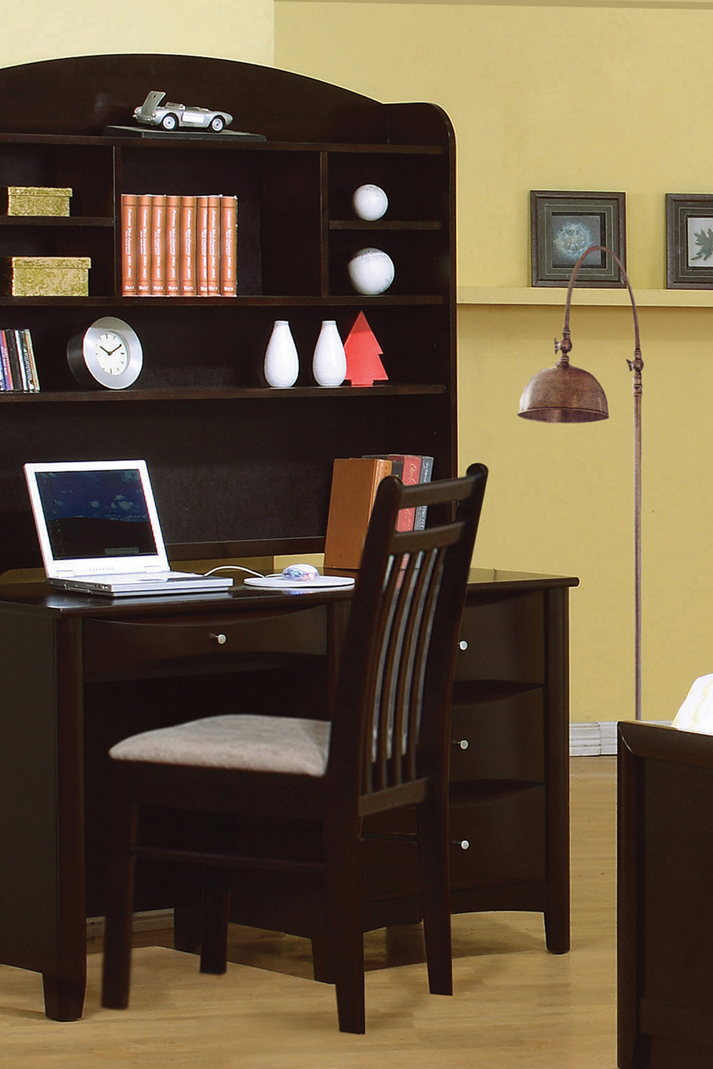 Coaster - Phoenix Hutch With Shelves in Cappuccino