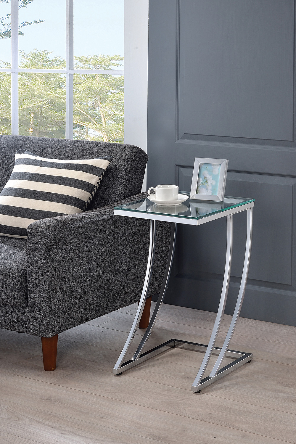 Coaster - Rectangular Top Accent Table in Chrome/Clear