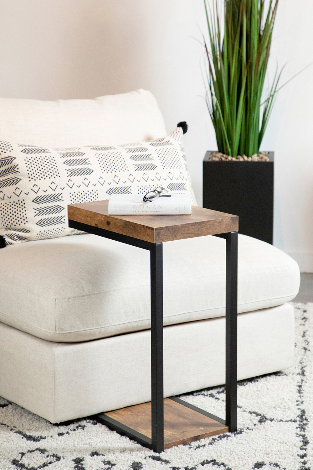 Coaster - C-Shape Snack Table in Black/Antique Nutmeg