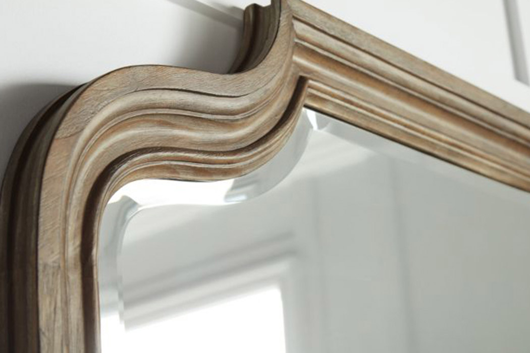 Creative - Architrave Mirror in Almond