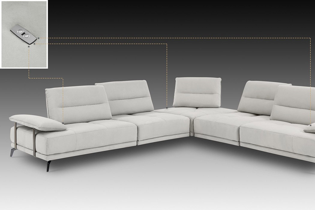 Creative Eleganto 5 Piece Sectional with Power Motion Backrests - Frost Gray, Leather