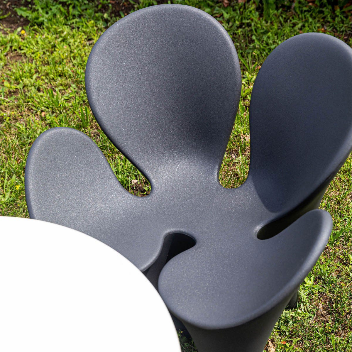 Driade Clover Solid Armchair - Anthracite