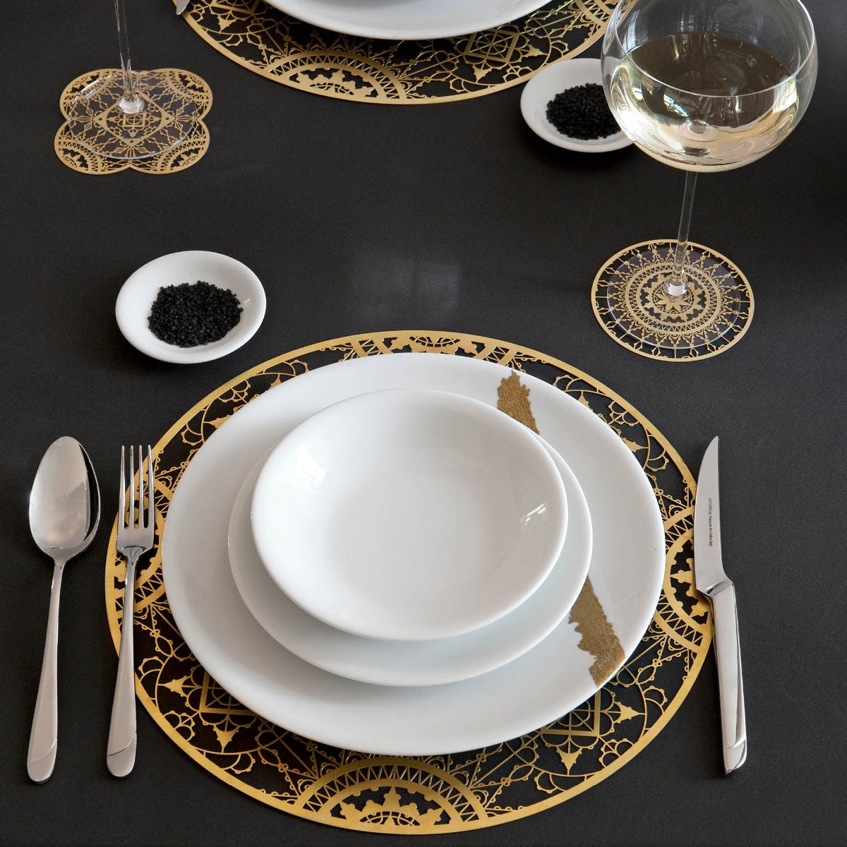 Driade - Italic Lace 13" Round Table Accessories