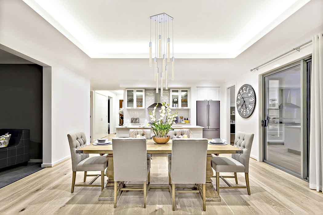Elegant Pendant Light - Chrome, L 20" (2066D20C)
