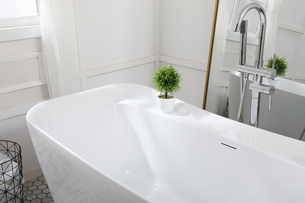 Elegant Bathtub - White, D 67" (BT10467GW)