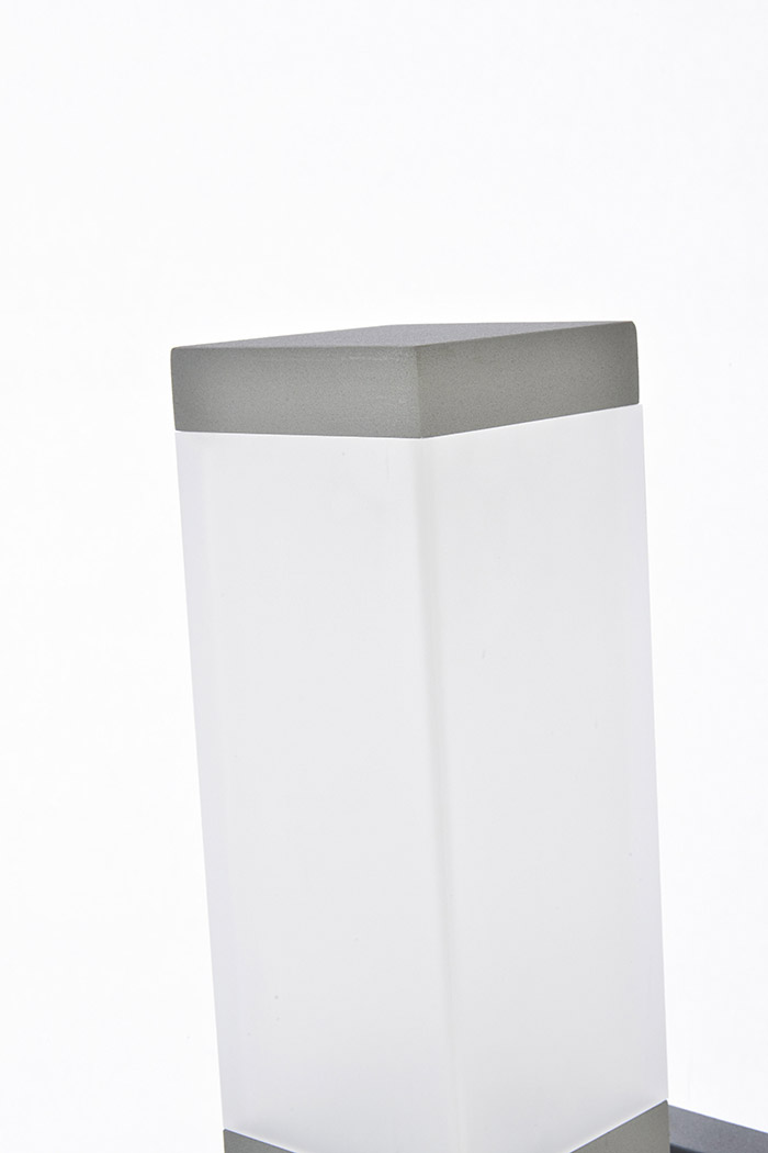 Elegant LED Outdoor Wall Light - Silver (LDOD4021S)
