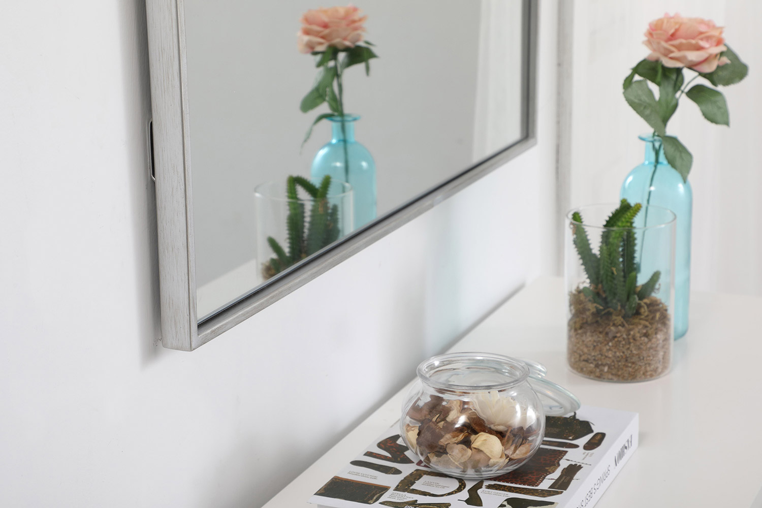 Elegant Wall Mirror - Silver, L 40" (MR43040S)