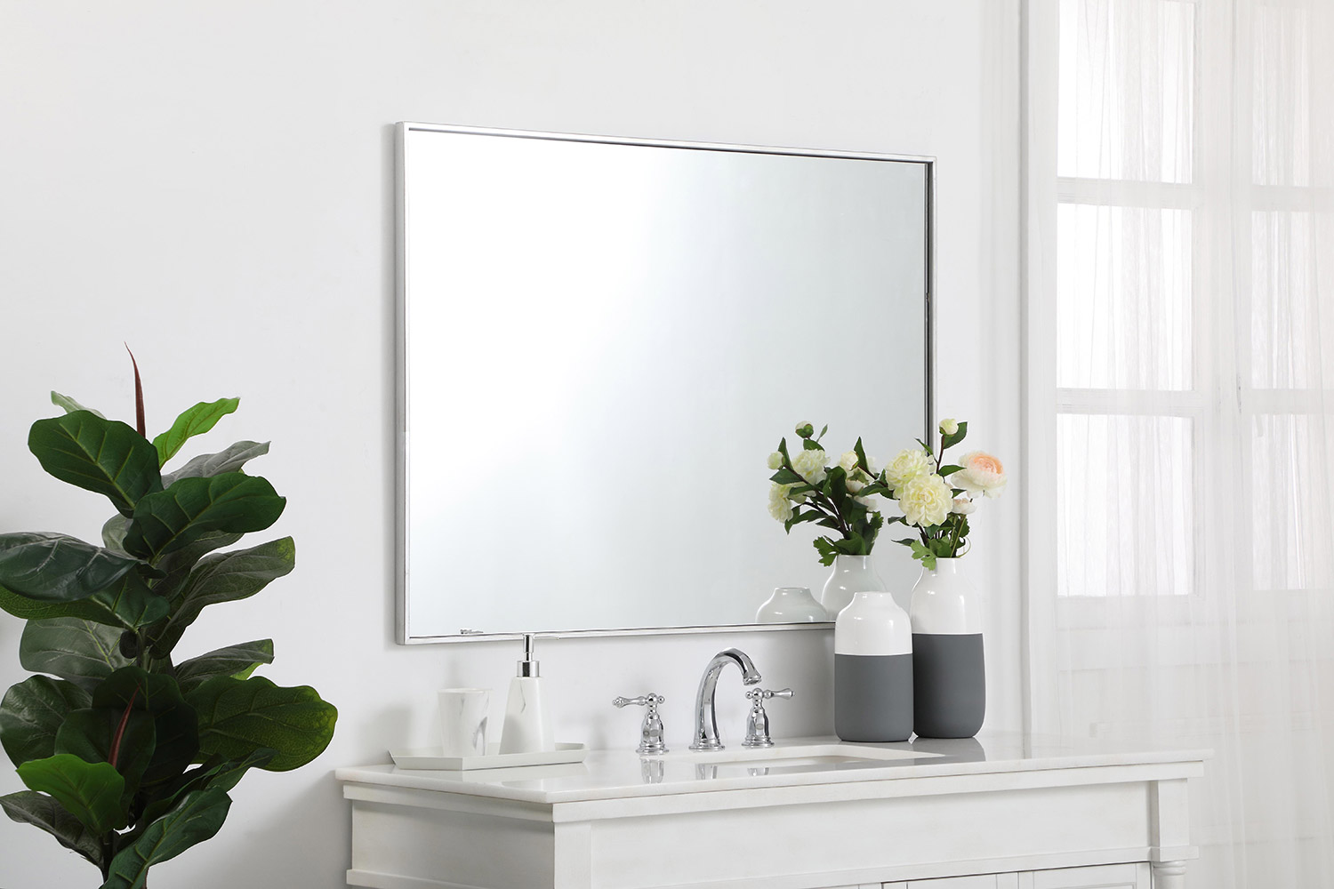 Elegant Wall Mirror - Silver, L 40" (MR43040S)