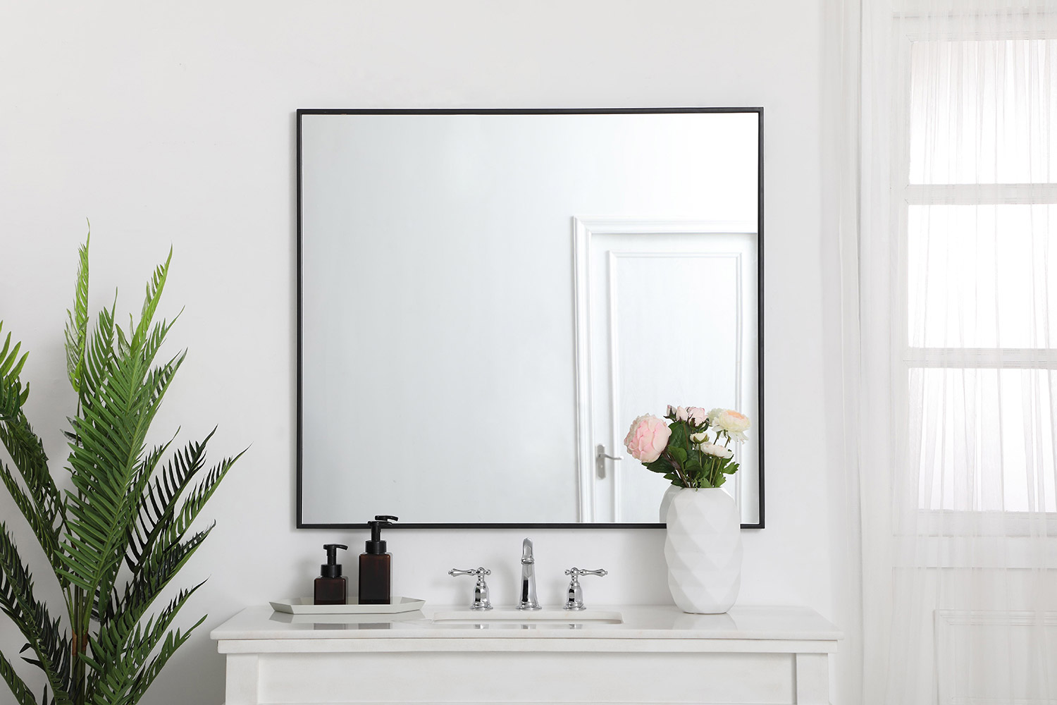 Elegant Wall Mirror - Black, L 40" (MR43640BK)