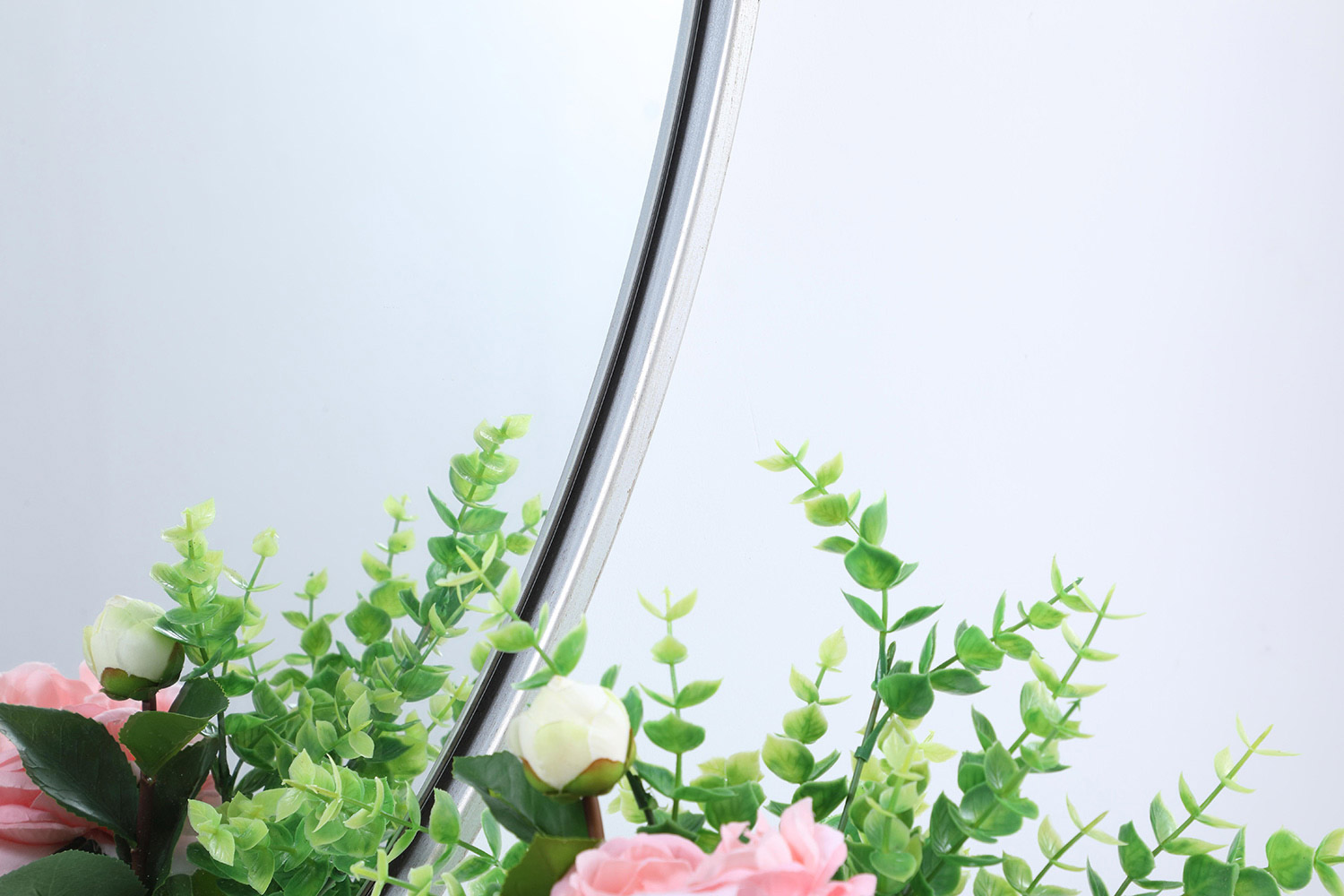 Elegant Wall Mirror - Silver, L 40" (MR4630S)