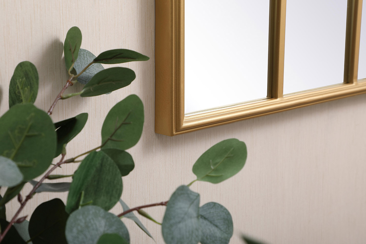 Elegant Wall Mirror - Brass, L 47.25" (MR613248BR)