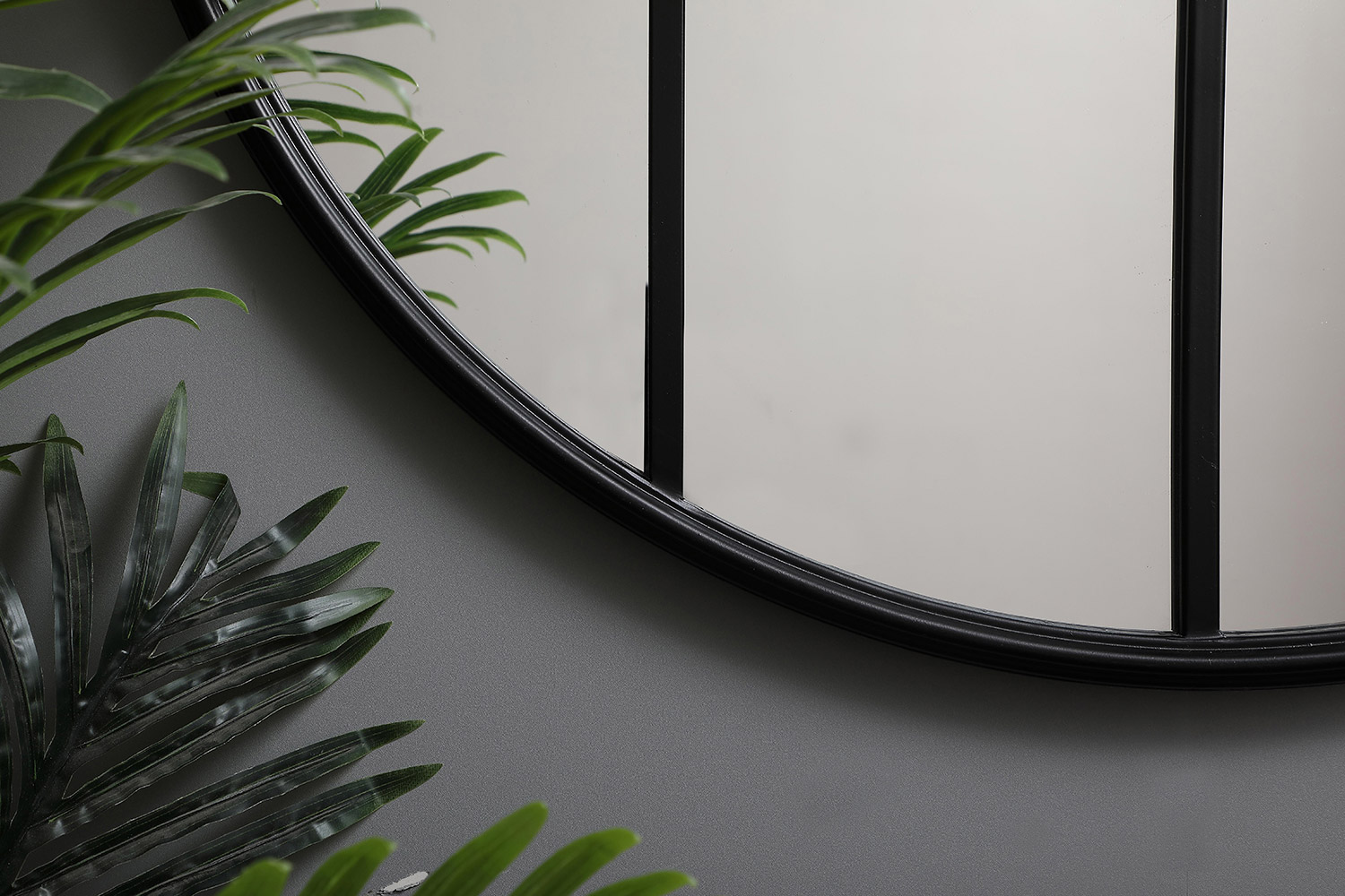 Elegant Wall Mirror - Black, L 31.5" (MR633232BK)