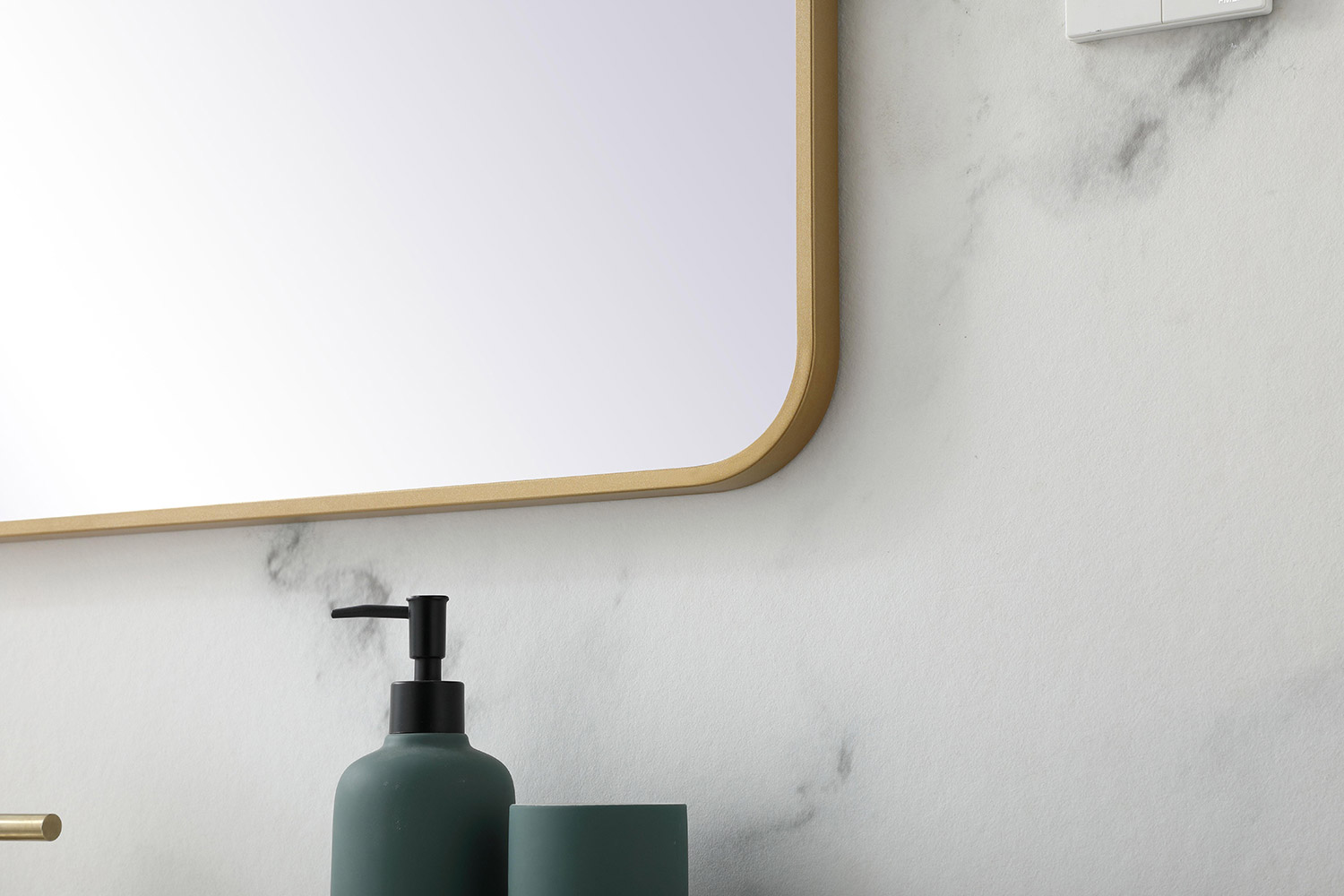 Elegant Wall Mirror - Brass, L 40" (MR803040BR)