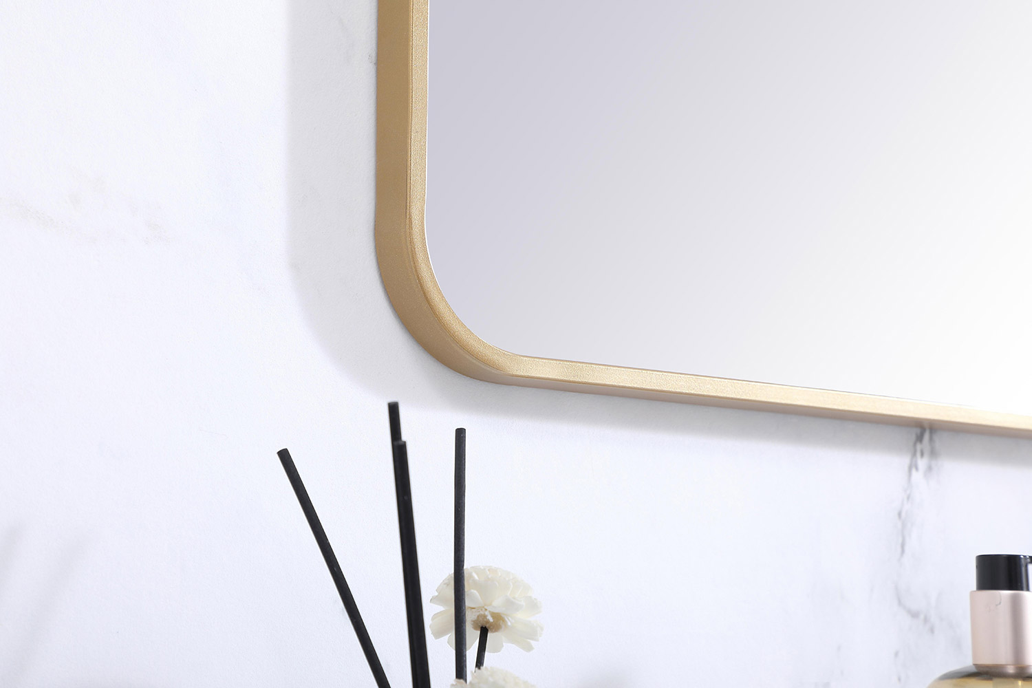 Elegant Wall Mirror - Brass, L 48" (MR803048BR)