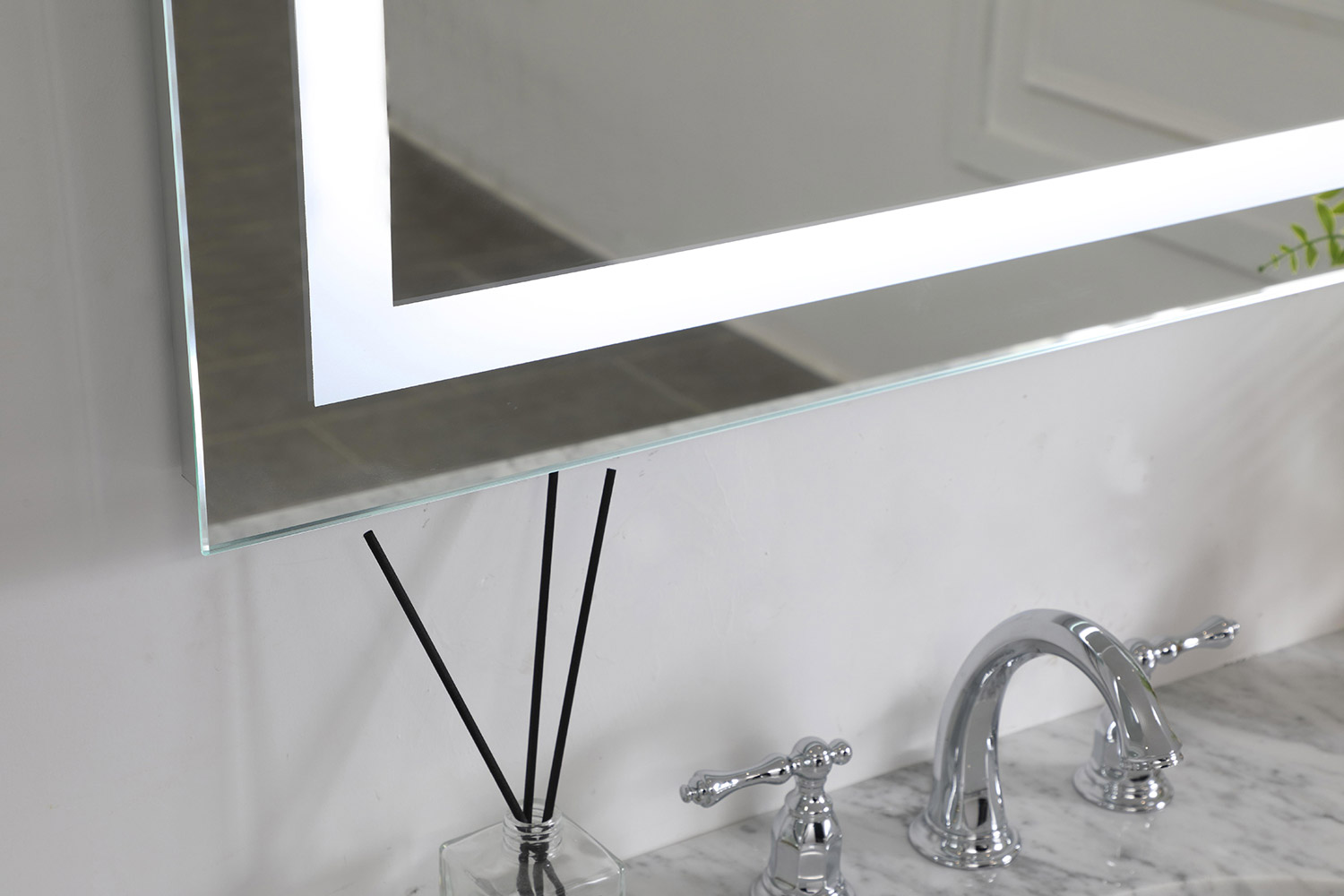 Elegant Wall Mirror - Clear/Cold White, D 24", H 40" (MRE-6004)