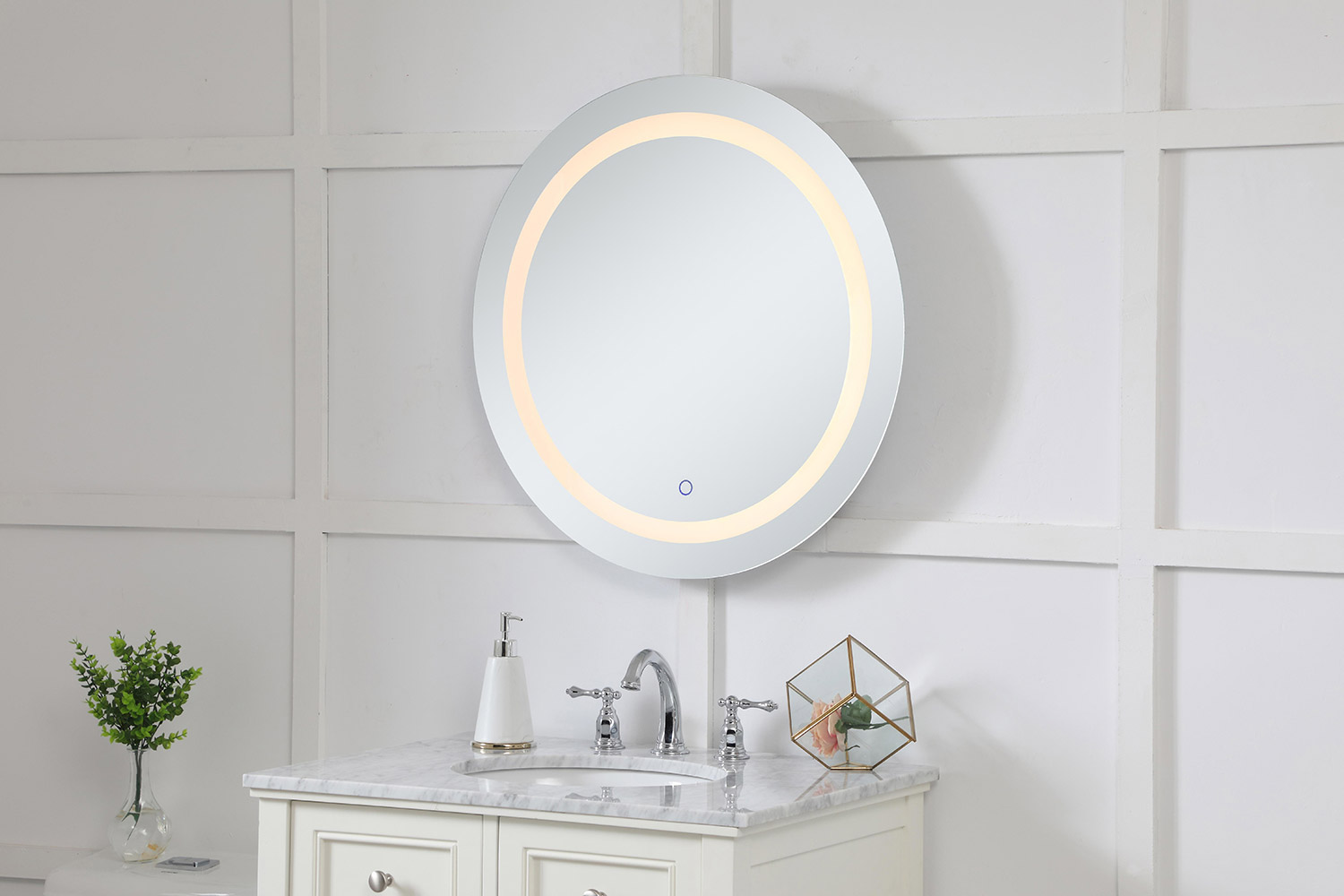 Elegant Wall Mirror - Clear, D 28", H 28" (MRE22828)