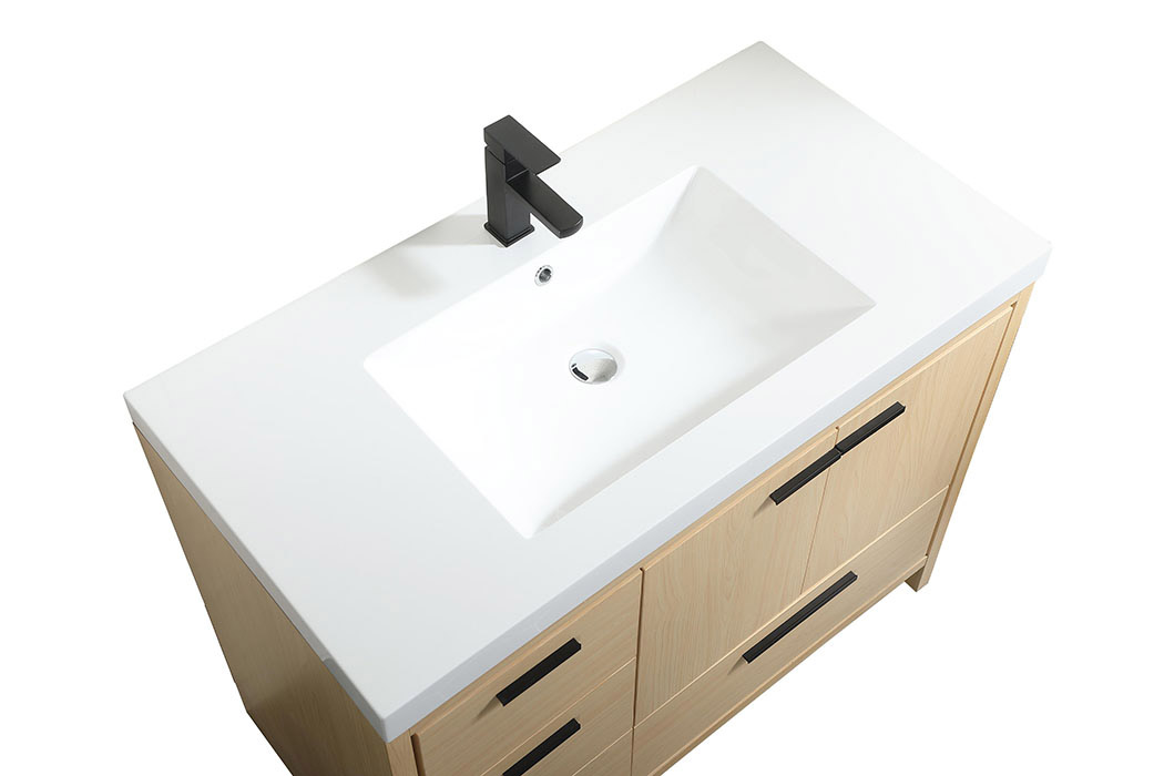 Elegant Bathroom Vanity - Maple, L 42" (VF46042MMP)