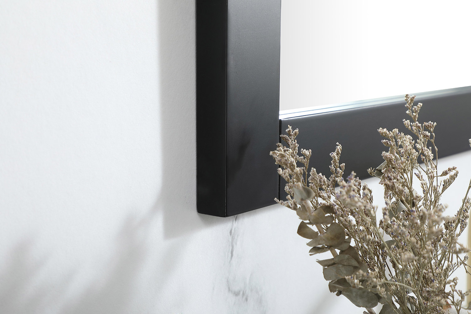 Elegant Wall Mirror - Black, D 27", H 36" (VM22736BK)