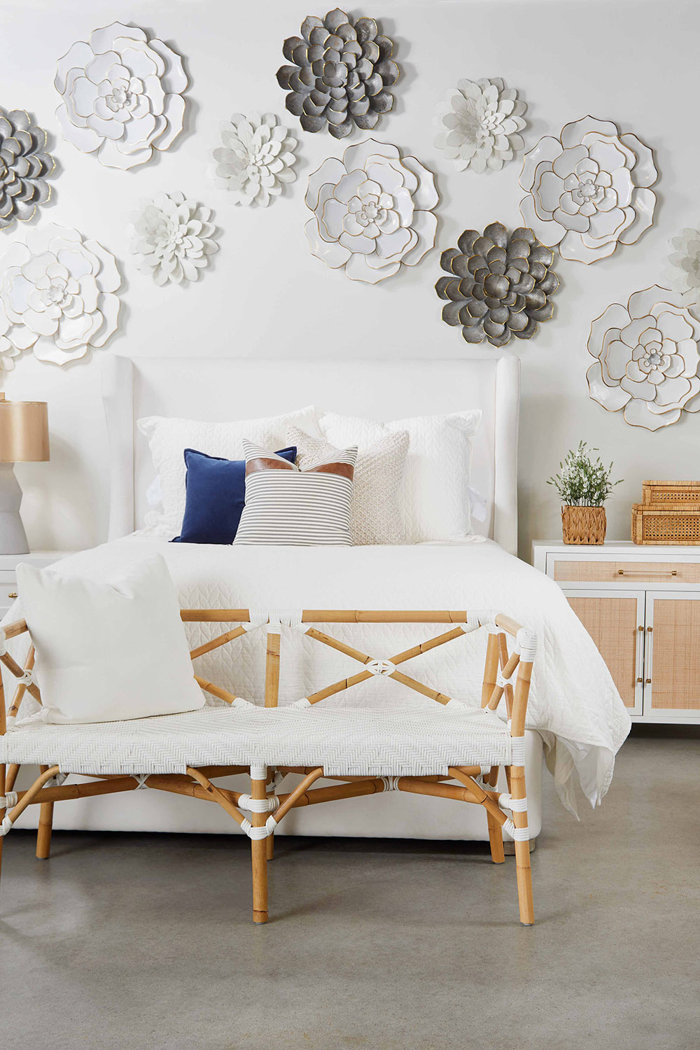 Essentials Balboa Queen Bed - LiveSmart Peyton Pearl and Natural Gray