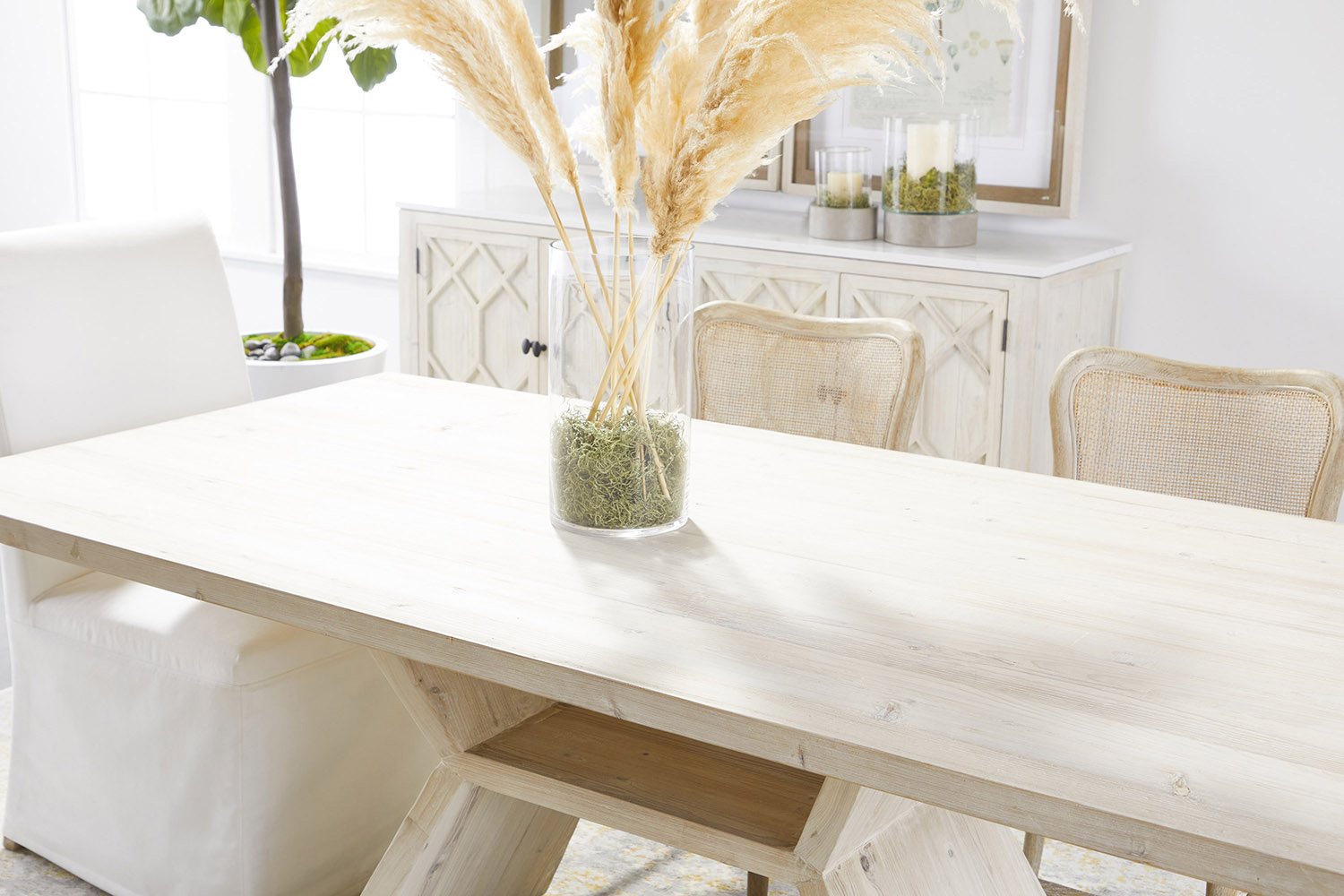 Essentials - Bella Antique Bridge Dining Table in White Wash Pine
