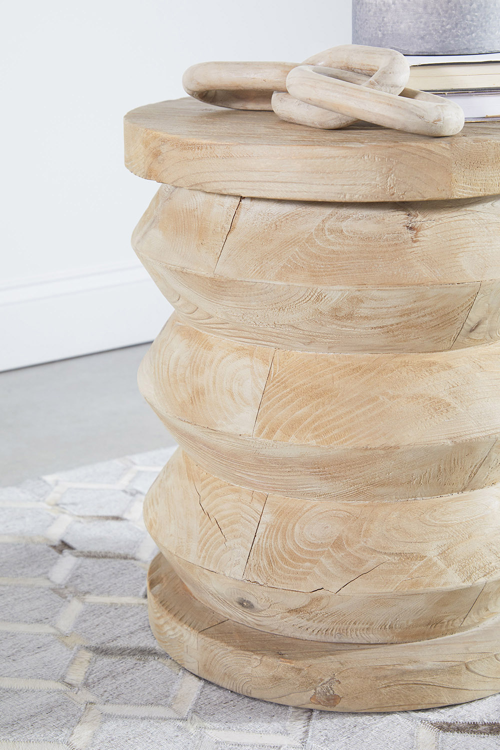 Essentials Bella Antique Cinq Wood Link - Smoke Gray Pine