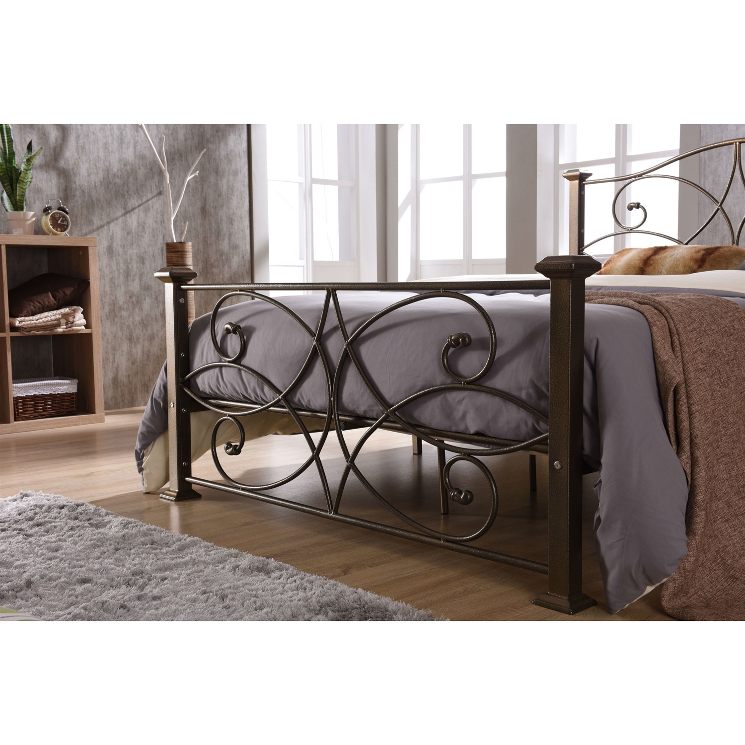 FaFurn - Full Size Platform Bed Frame with Headboard and Footboard in Gold, Metal