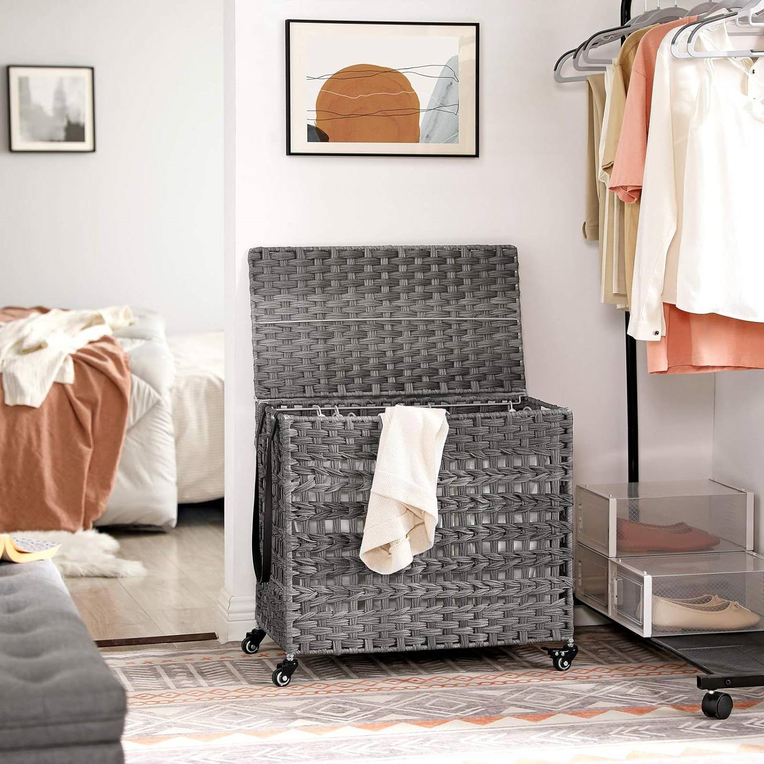 FaFurn - Laundry Hamper Basket with Removable Cotton Bags