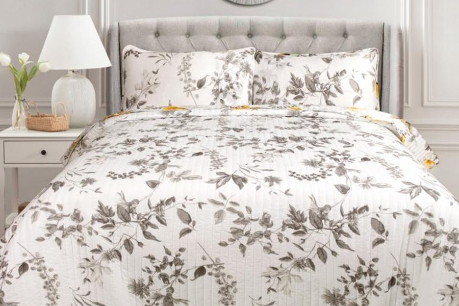 FaFurn 3 Piece Reversible Floral Birds Cotton Quilt Set - King Size