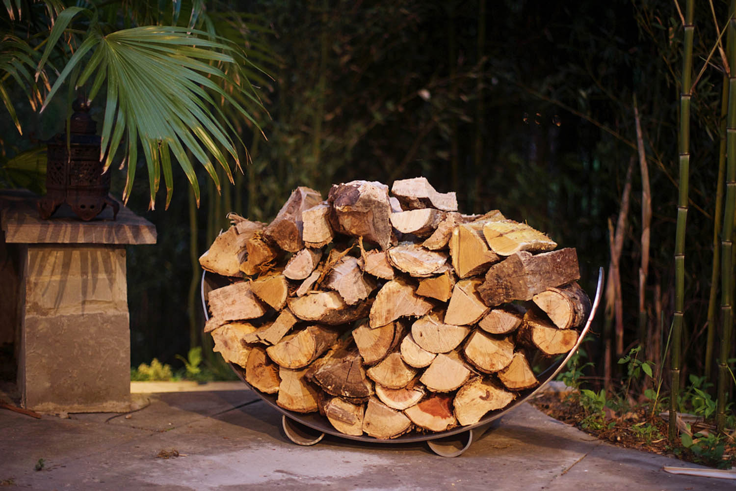 Fire Pit Art Crescent Log Rack - Steel