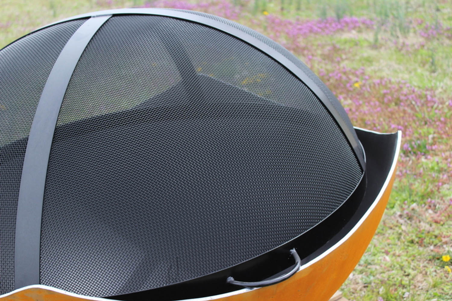 Fire Pit Art Artisan Spark Guard 34.5" - Black