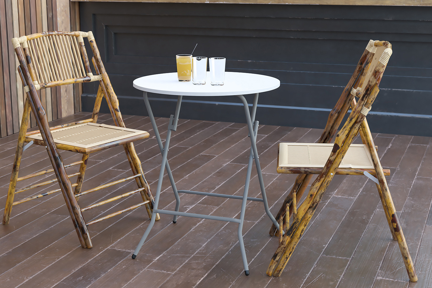 BLNK - Elon Round Plastic Solid Folding Table