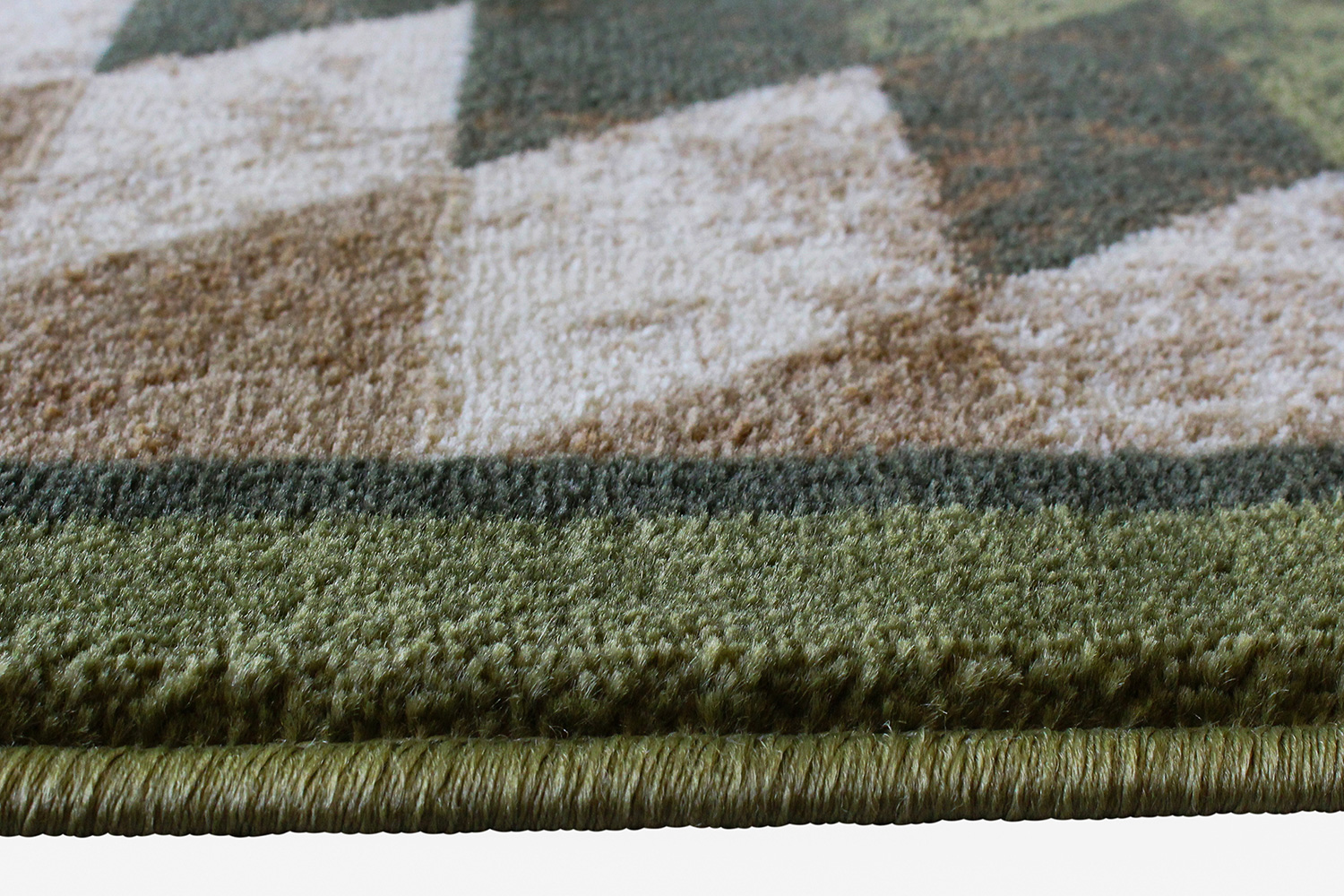 BLNK Teagan Collection Southwestern Style Olefin Area Rug with Jute Backing - Green, 5'W x 7'L