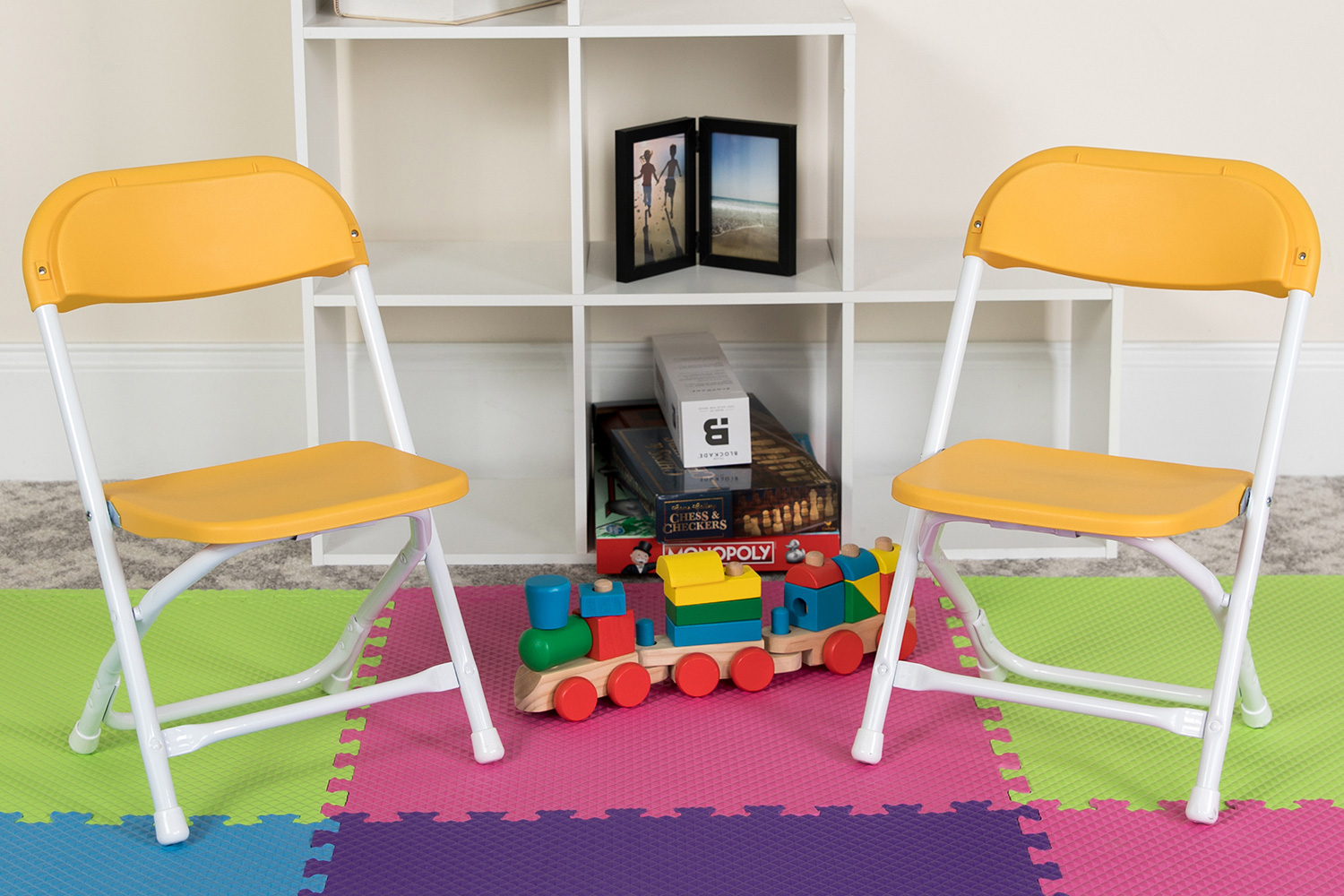 BLNK - Timmy Kids Plastic Folding Chair