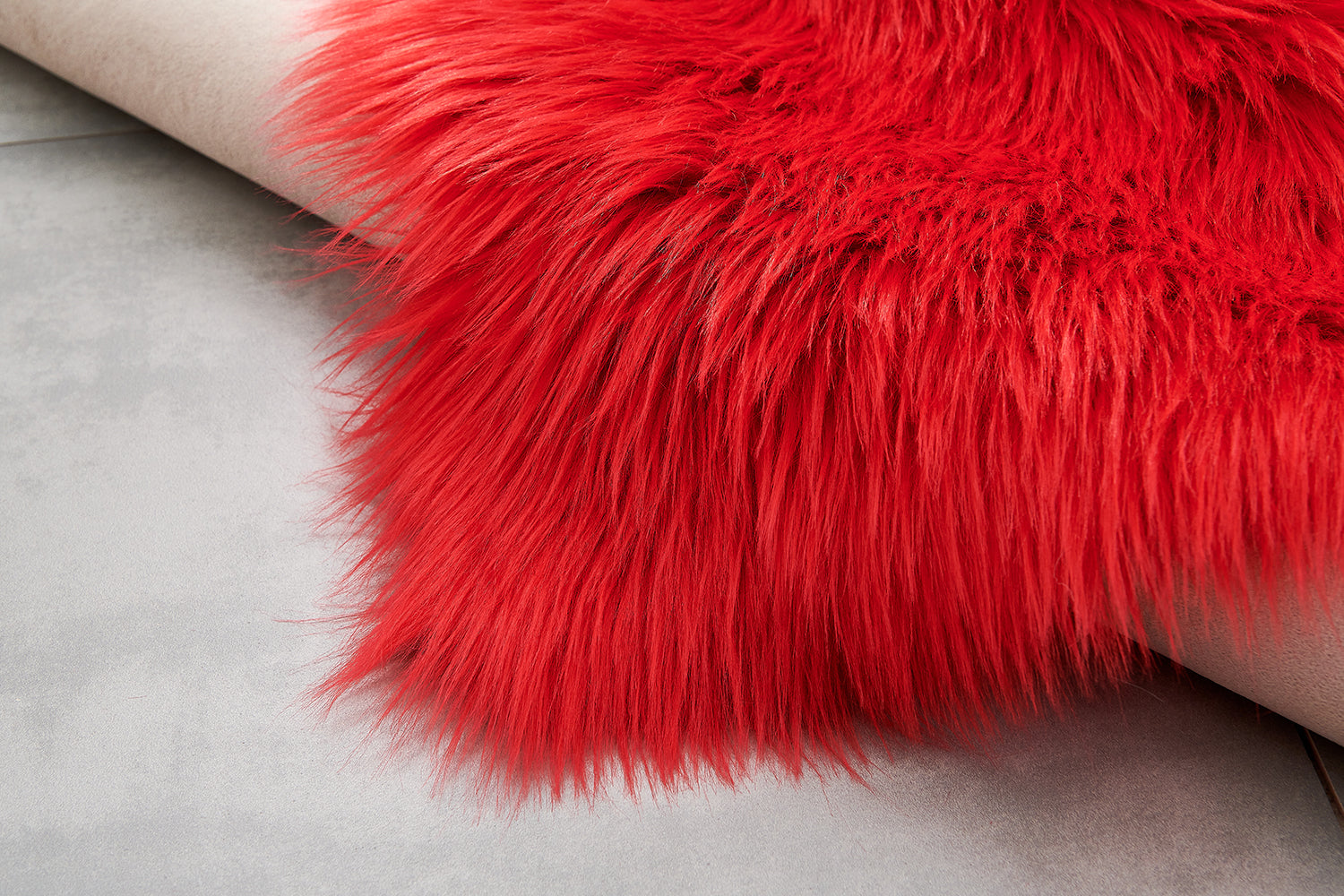 Furnings Cozy Ultra Soft Fluffy Faux Fur Red Area Rug - 7'L x 5'W
