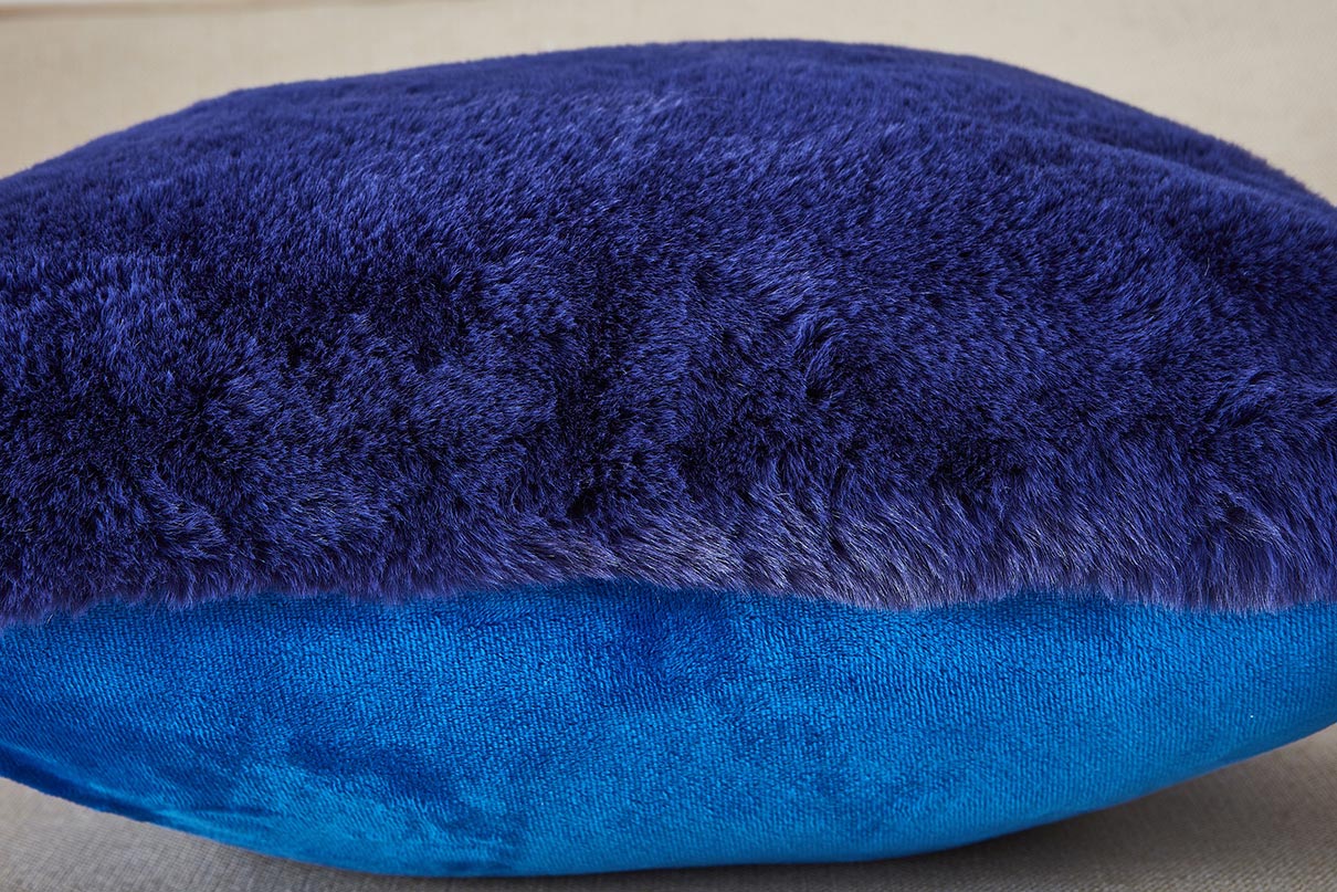 Furnings - Agnes Luxury Navy Blue Chinchilla Faux Fur Pillow