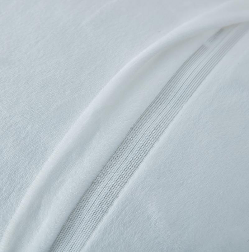Furnings - Agnes Luxury White Chinchilla Faux Fur Pillow