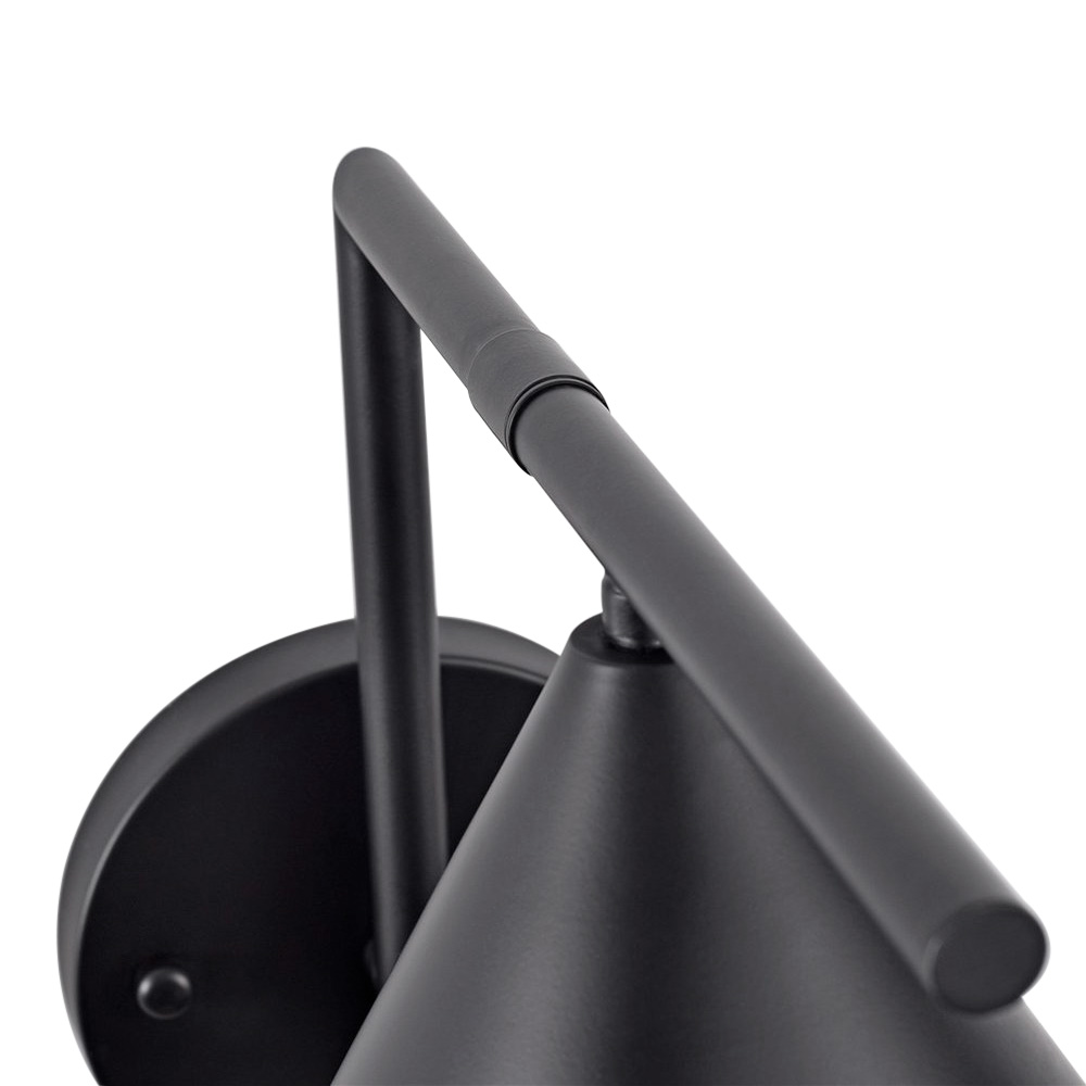 GFURN Reino Wall Lamp - Black
