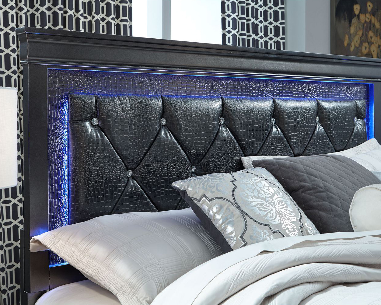 GF Pompei Gray King Bed Group With Led