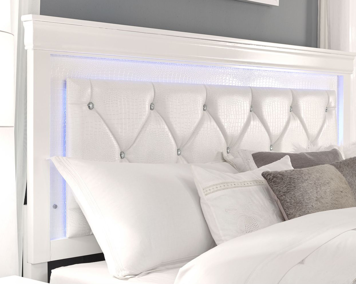 GF Pompei White Full Bed Group With Led