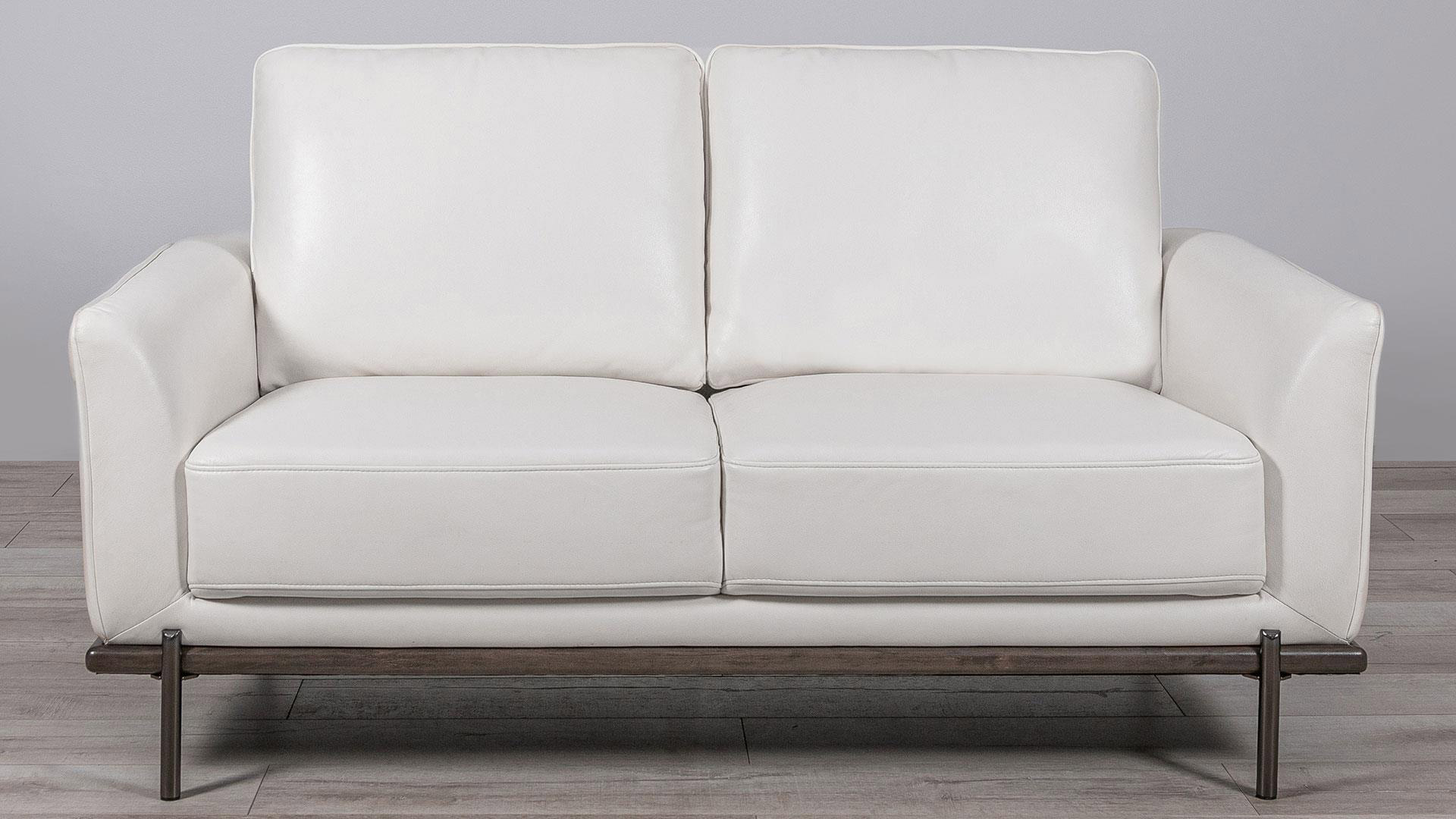 GF U858 Blanche Loveseat