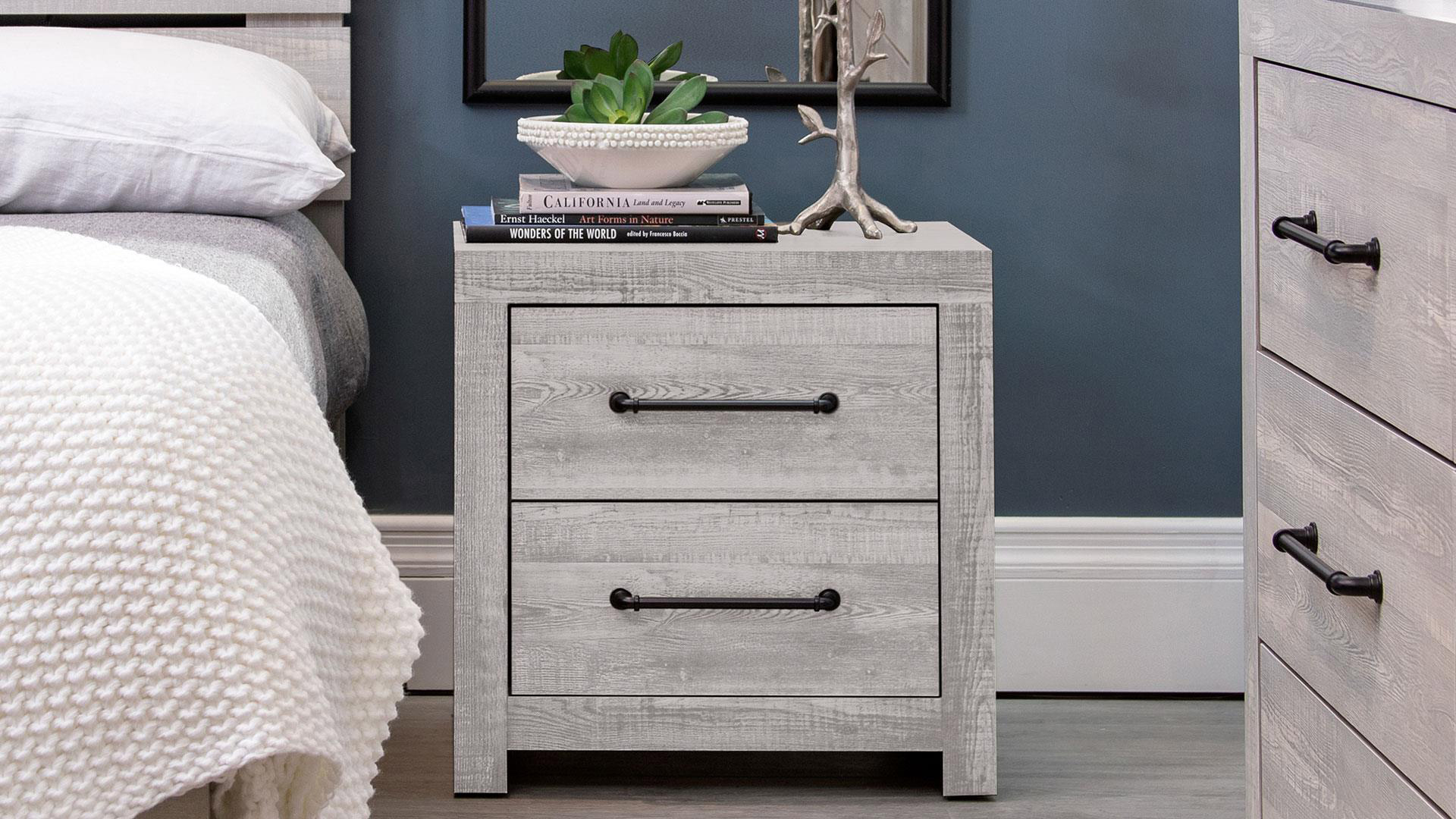 GF Linwood Nightstand
