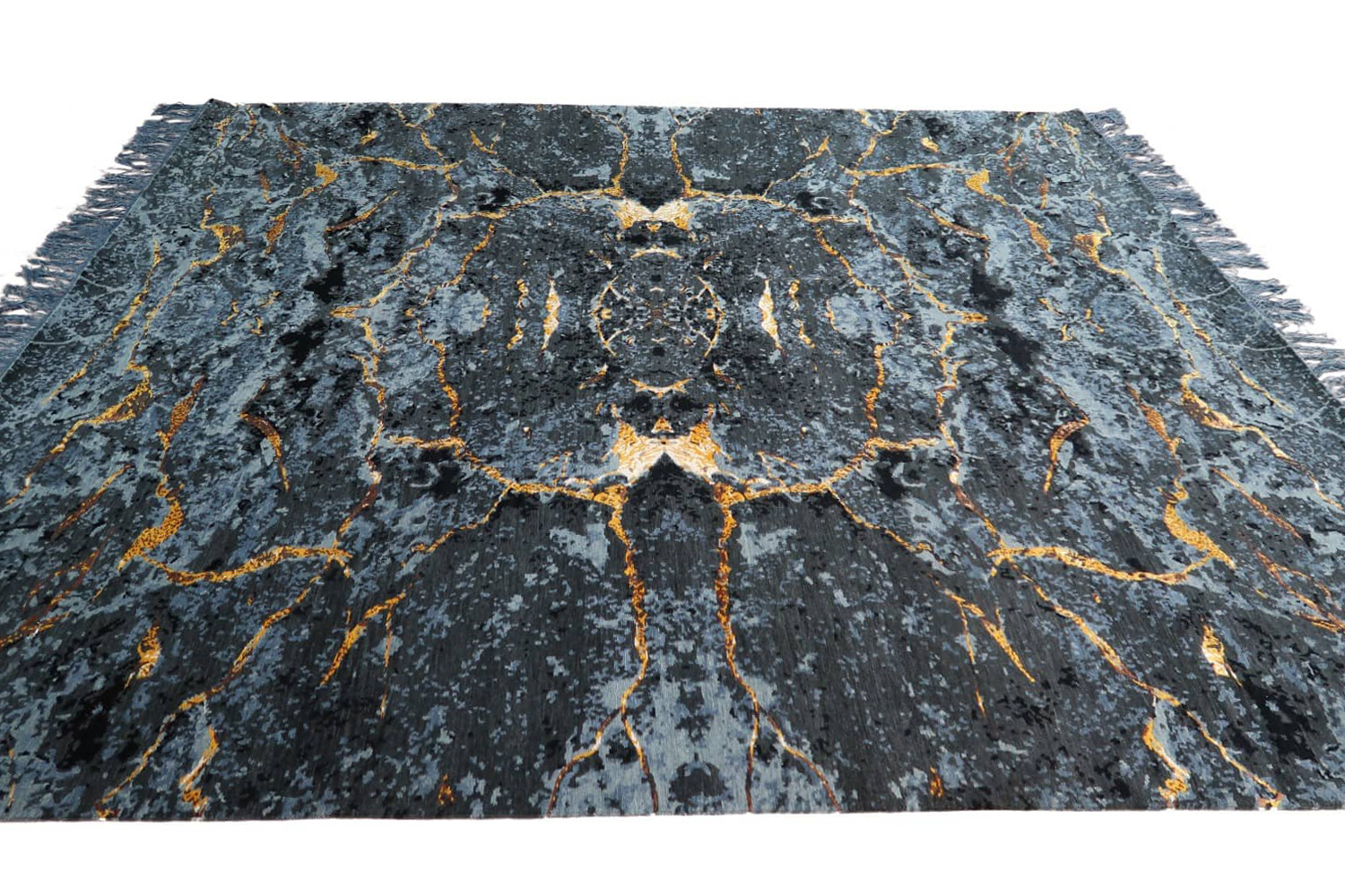 Gordian Rugs Scarab Rug Black - 6" x 9"