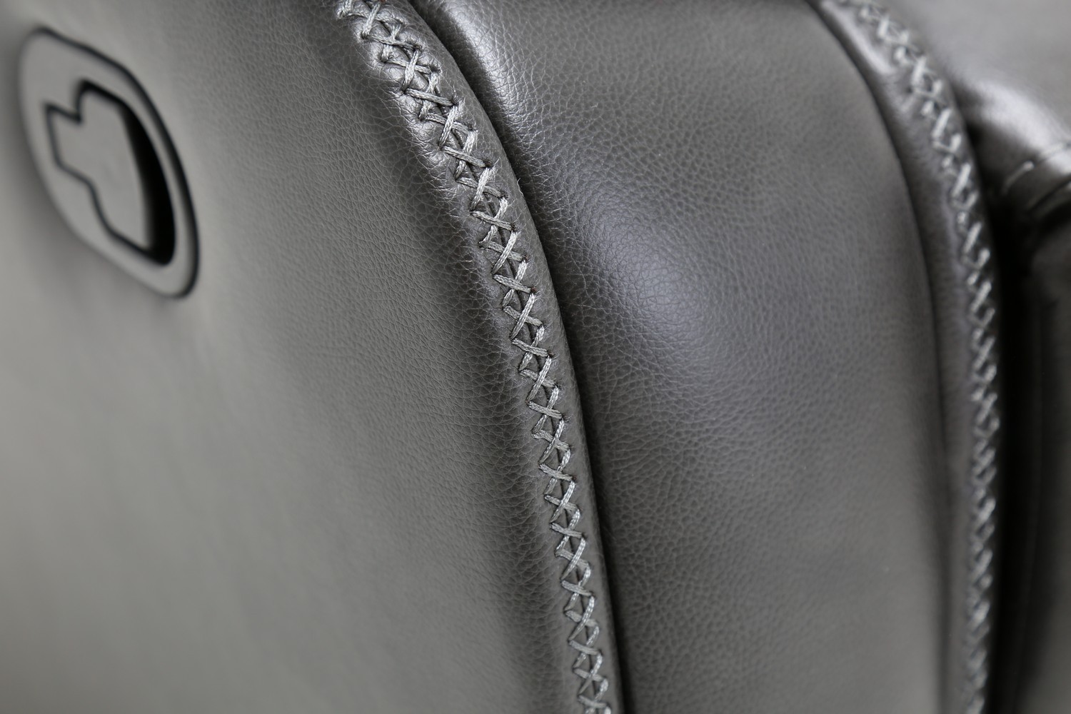 GUF - 7993 Armchair in Gray, Leather Air